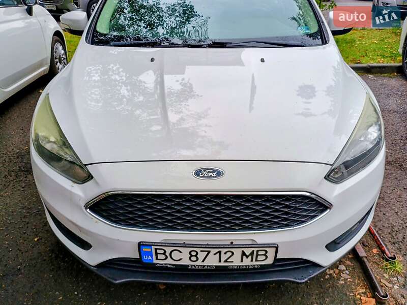 Седан Ford Focus 2015 в Львові