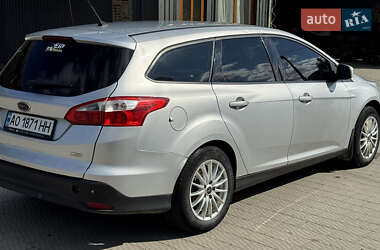 Универсал Ford Focus 2013 в 