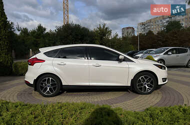 Хетчбек Ford Focus 2018 в 