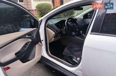 Седан Ford Focus 2016 в 