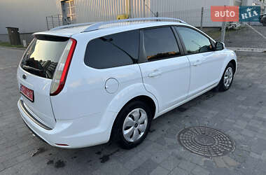 Универсал Ford Focus 2010 в 