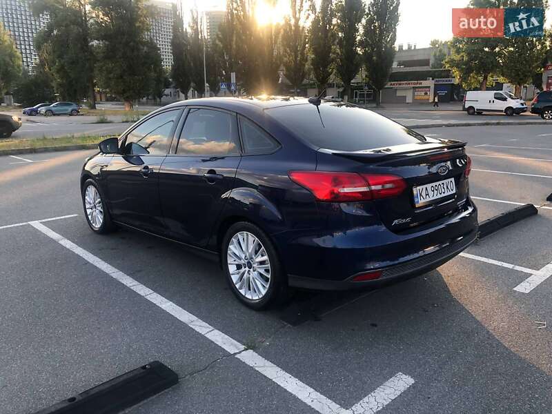 Седан Ford Focus 2016 в Києві