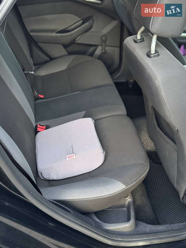 Универсал Ford Focus 2012 в Ананьеве