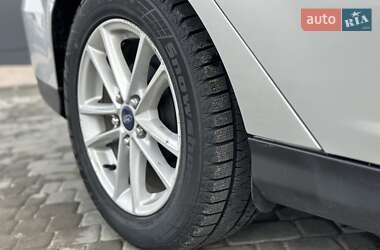 Седан Ford Focus 2017 в 