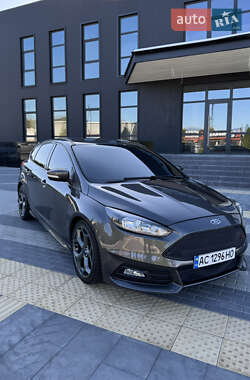 Хэтчбек Ford Focus 2017 в 
