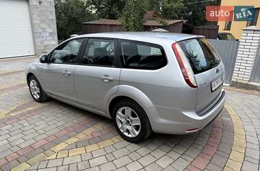 Универсал Ford Focus 2011 в 