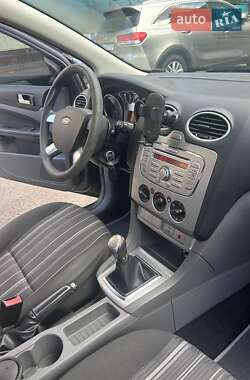 Седан Ford Focus 2008 в 