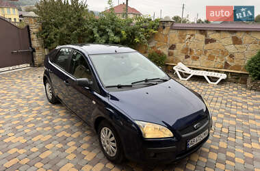 Хэтчбек Ford Focus 2006 в 