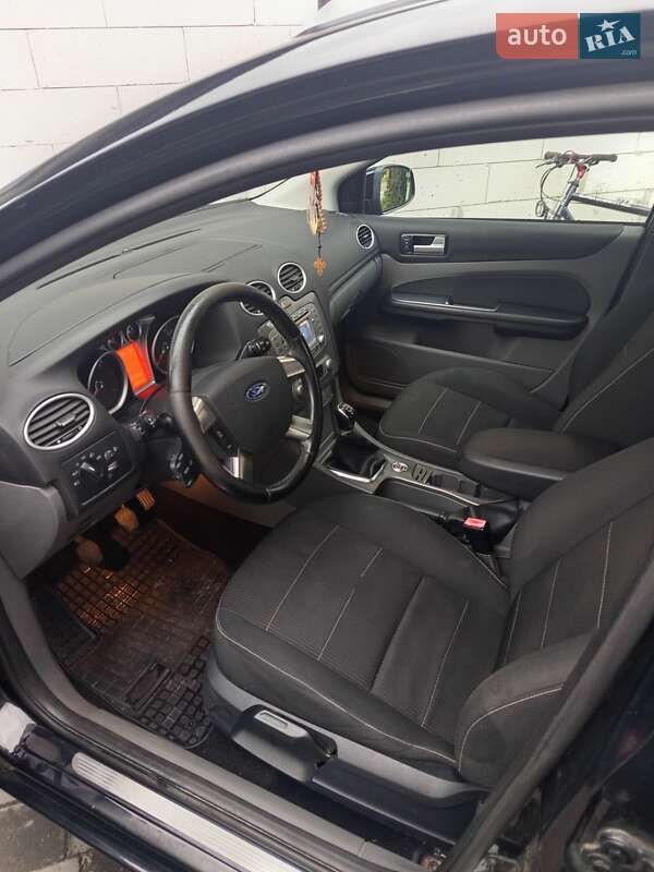 Универсал Ford Focus 2010 в Львове