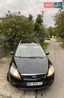 Универсал Ford Focus 2010 в 