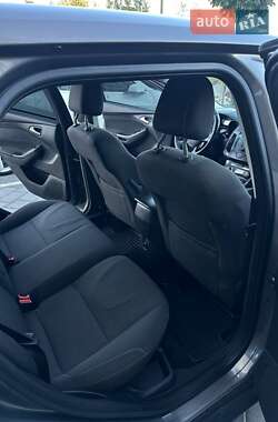 Универсал Ford Focus 2012 в 