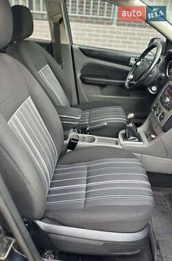 Универсал Ford Focus 2010 в 