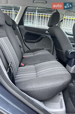 Универсал Ford Focus 2010 в 
