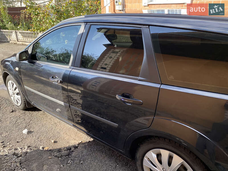 Универсал Ford Focus 2007 в Полонном