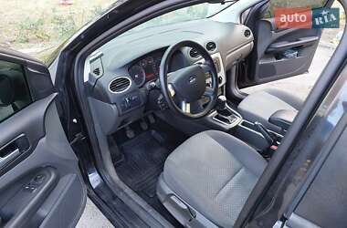 Хэтчбек Ford Focus 2007 в 
