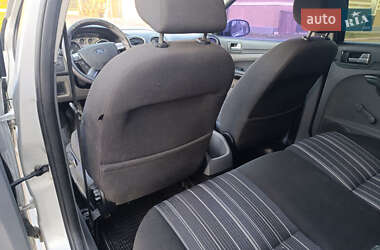 Хэтчбек Ford Focus 2008 в 