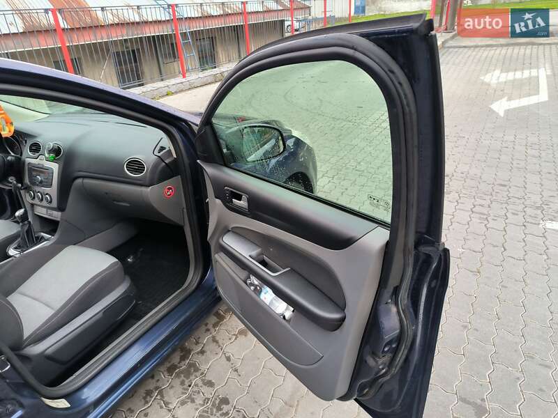 Универсал Ford Focus 2010 в Львове