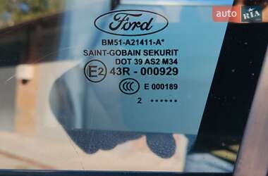 Седан Ford Focus 2012 в 