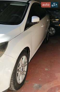 Седан Ford Focus 2012 в 