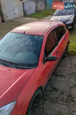 Хэтчбек Ford Focus 2003 в 