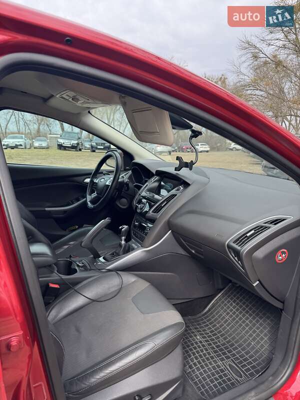 Хэтчбек Ford Focus 2011 в Чубинском фото 32 Хэтчбек Ford Focus 2011 в Чубинском