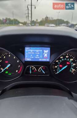 Хетчбек Ford Focus 2013 в 