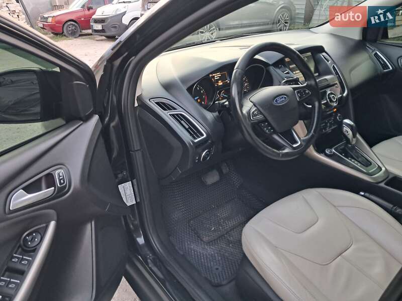Хетчбек Ford Focus 2015 в Дніпрі фото 3 Хетчбек Ford Focus 2015 в Дніпрі