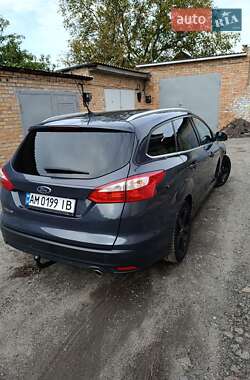 Универсал Ford Focus 2014 в 