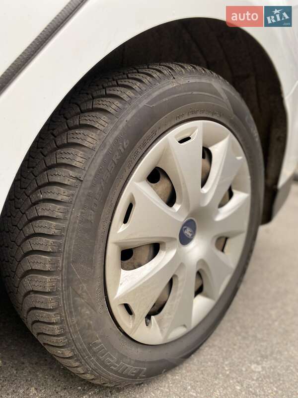 Универсал Ford Focus 2013 в Чернигове