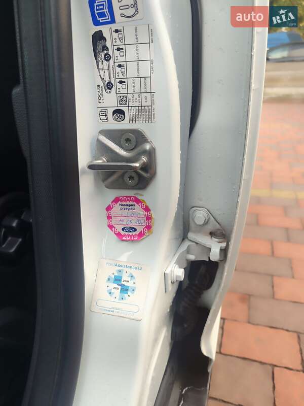 Хэтчбек Ford Focus 2015 в Жовкве