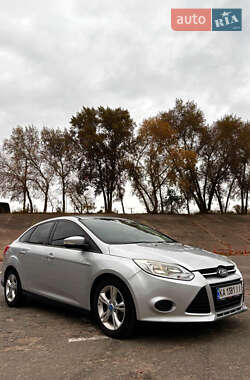 Седан Ford Focus 2012 в 