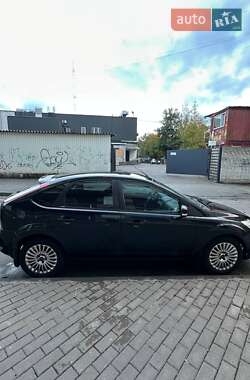 Хэтчбек Ford Focus 2010 в Киеве