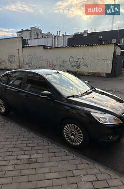 Хетчбек Ford Focus 2010 в 