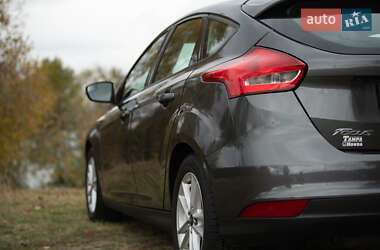 Хэтчбек Ford Focus 2016 в 