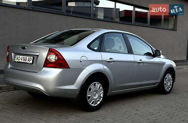 Седан Ford Focus 2009 в 