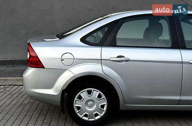 Седан Ford Focus 2009 в 