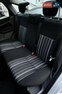 Седан Ford Focus 2009 в 