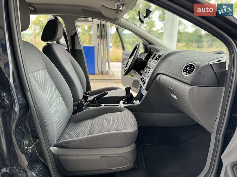 Универсал Ford Focus 2005 в Сокирянах