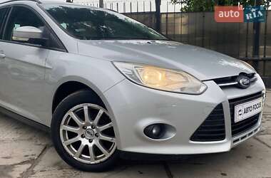 Универсал Ford Focus 2014 в 