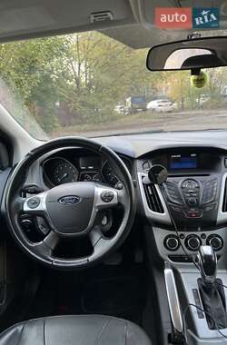 Седан Ford Focus 2013 в 