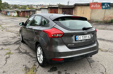 Хэтчбек Ford Focus 2017 в 