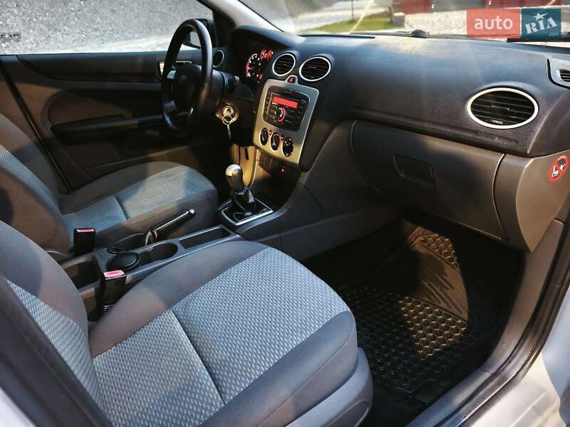 Седан Ford Focus 2007 в Львове