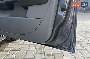 Хэтчбек Ford Focus 2011 в 
