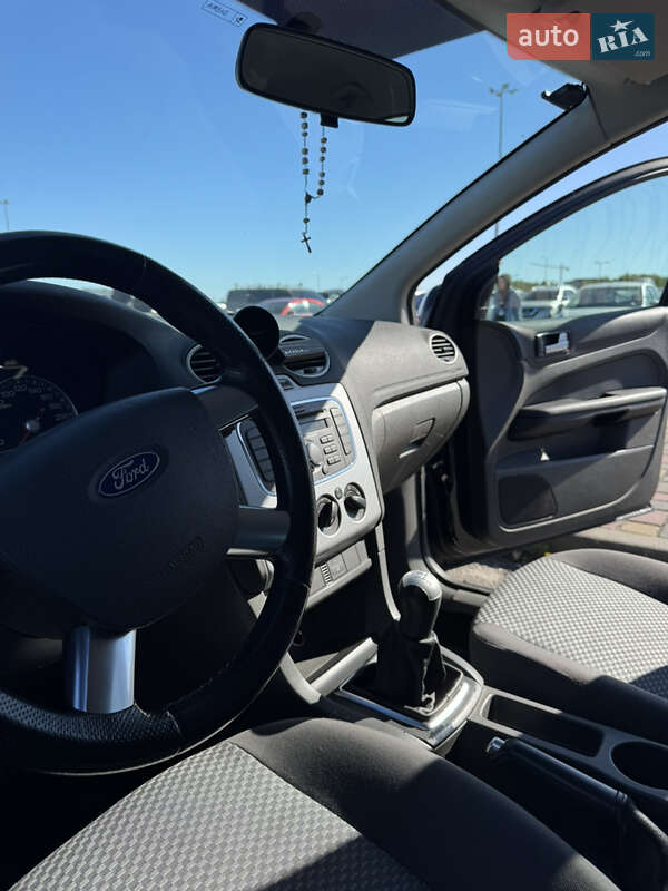 Хэтчбек Ford Focus 2007 в Львове