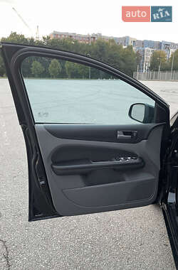 Хэтчбек Ford Focus 2008 в 