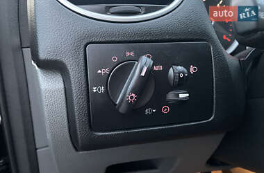 Хэтчбек Ford Focus 2008 в 
