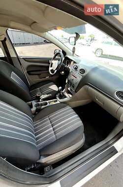 Универсал Ford Focus 2009 в 