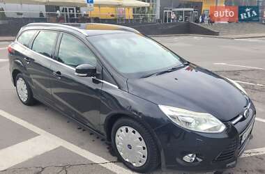 Универсал Ford Focus 2012 в 