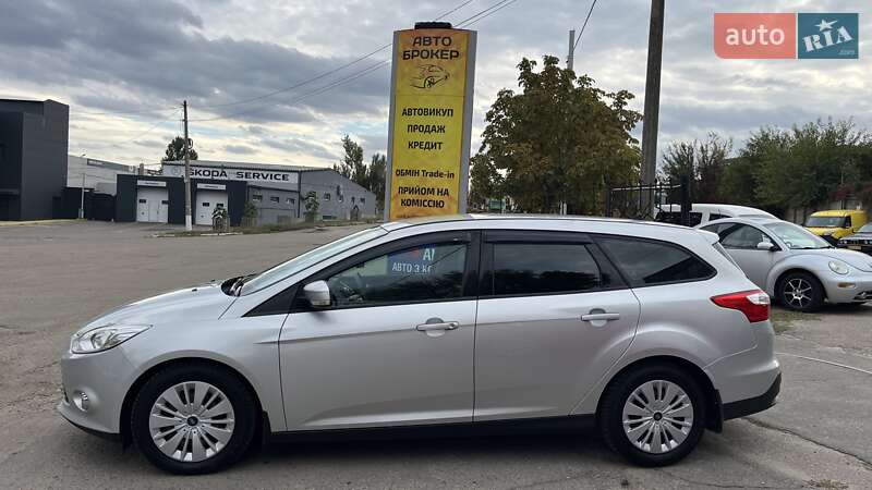 Универсал Ford Focus 2014 в Николаеве фото 4 Универсал Ford Focus 2014 в Николаеве
