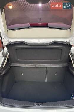 Хэтчбек Ford Focus 2013 в 